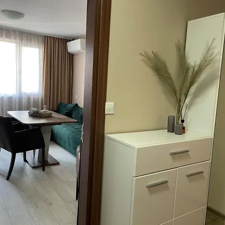 Catina's Apartament *